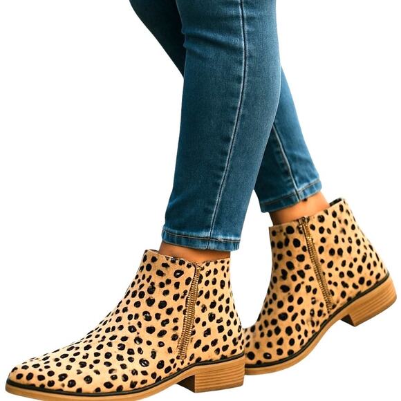 Cat & Jack 5 Girl's Chelsea Cheetah Print Ankle Boots  Kids Zipper Women's Shoes - Picture 1 of 7